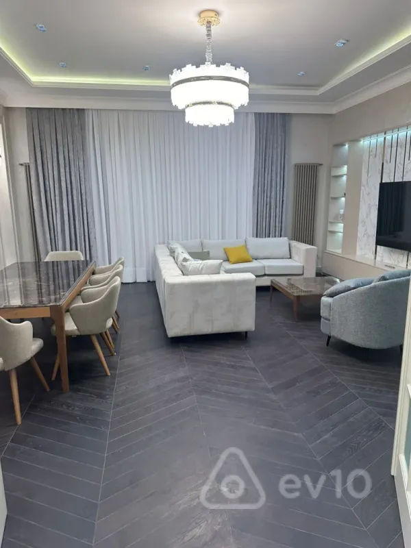Kirayə verilir 3 otaqlı yeni tikili 180 m²