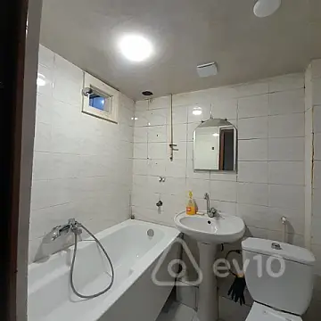 Kirayə verilir 3 otaqlı köhnə tikili 75 m²