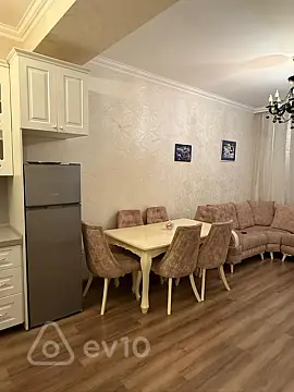 Kirayə verilir 2 otaqlı yeni tikili 60 m²