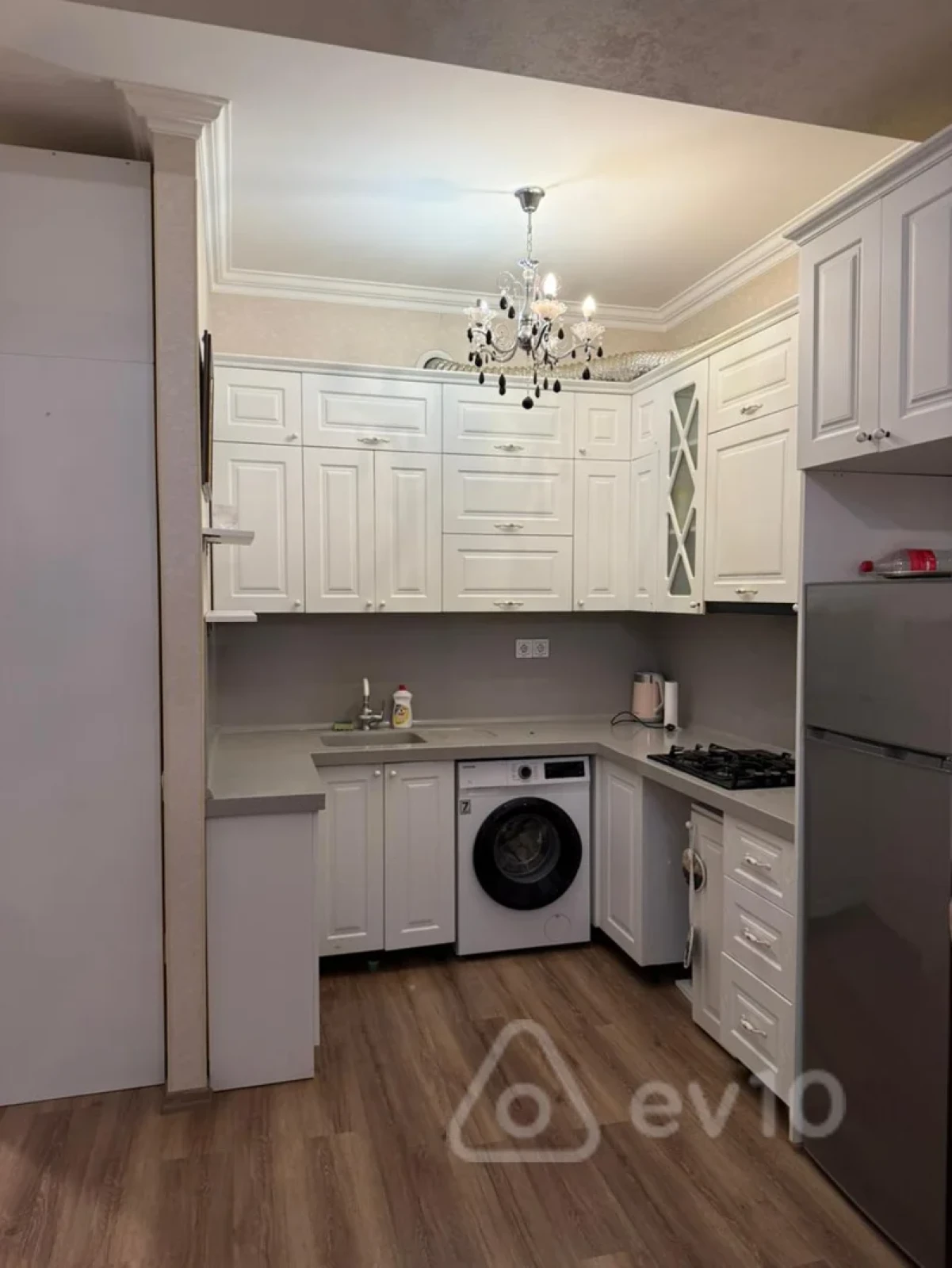 Kirayə verilir 2 otaqlı yeni tikili 60 m²
