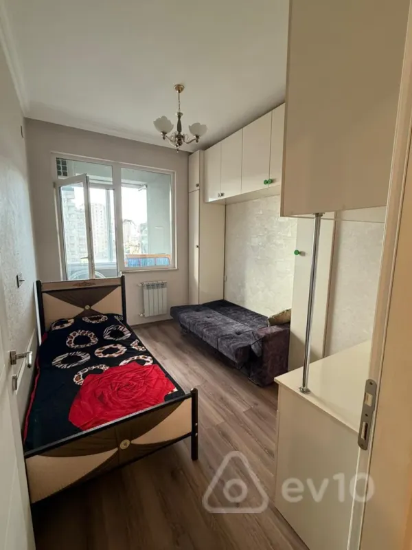 Kirayə verilir 2 otaqlı yeni tikili 60 m²