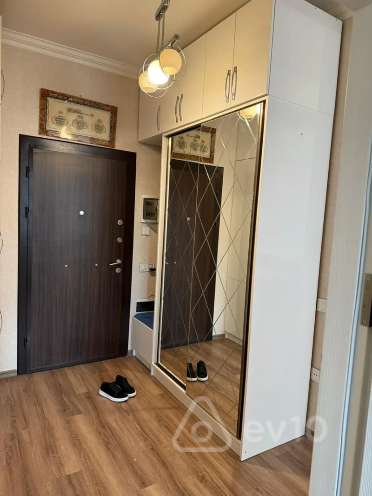 Kirayə verilir 2 otaqlı yeni tikili 60 m²