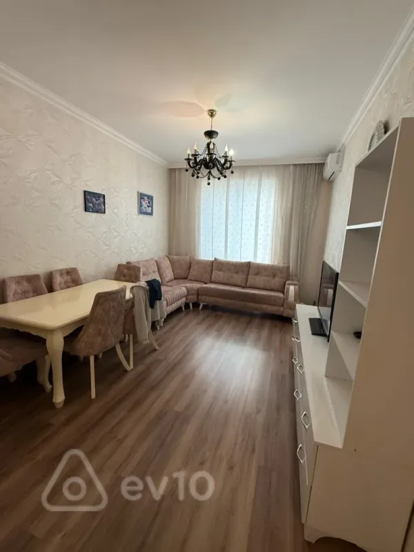 Kirayə verilir 2 otaqlı yeni tikili 60 m²