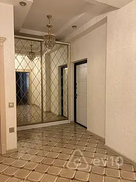 Kirayə verilir 3 otaqlı yeni tikili 126 m²