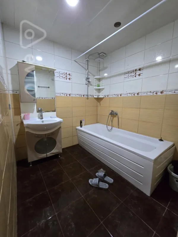 Satılır 3 otaqlı yeni tikili 90 m²