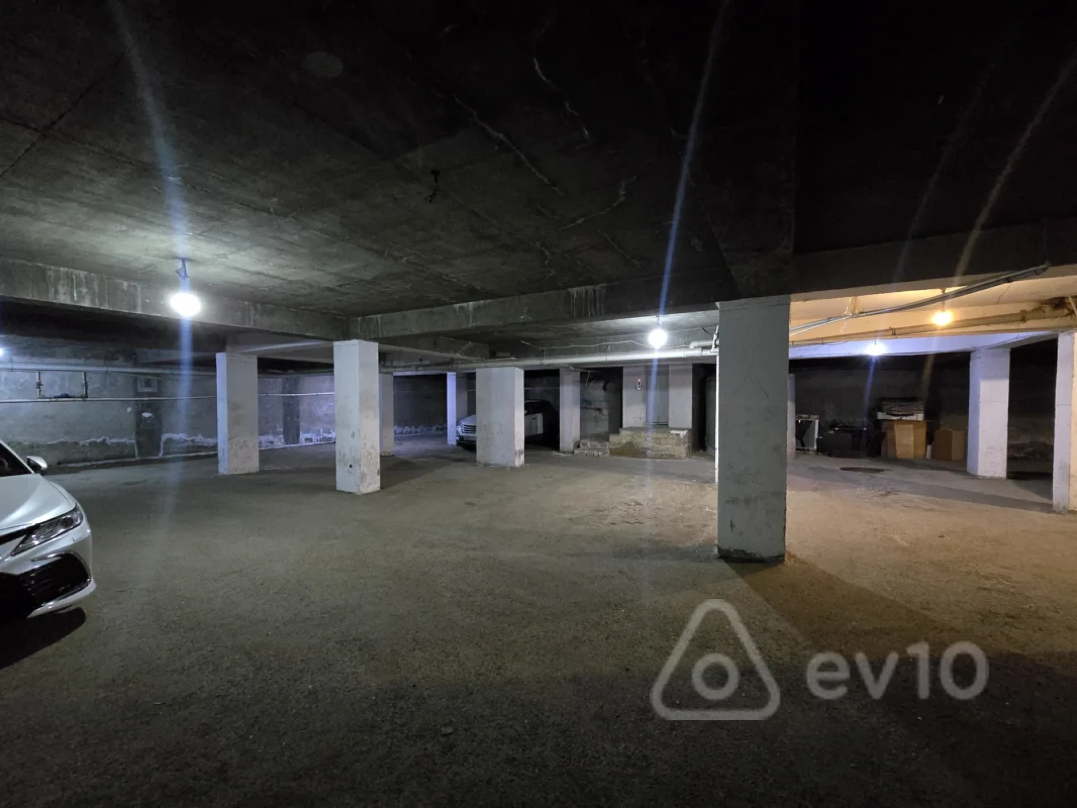 Satılır 3 otaqlı yeni tikili 90 m²