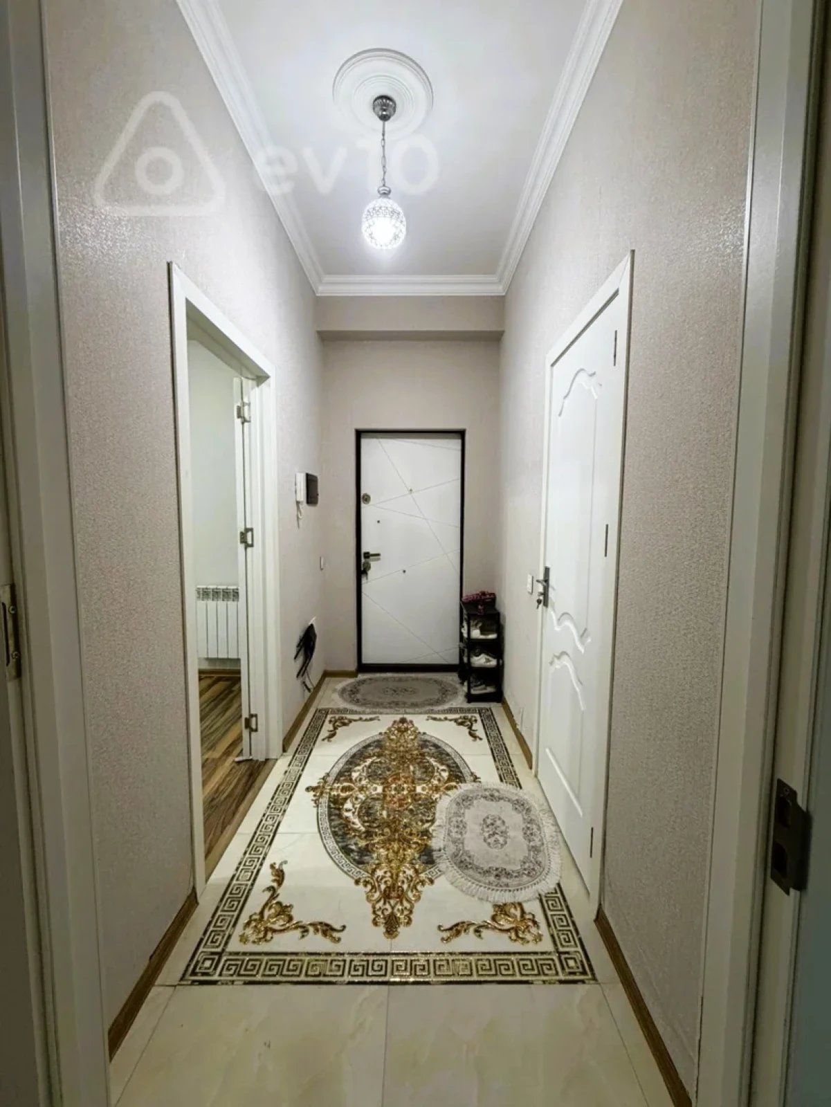 Kirayə verilir 2 otaqlı yeni tikili 50 m²