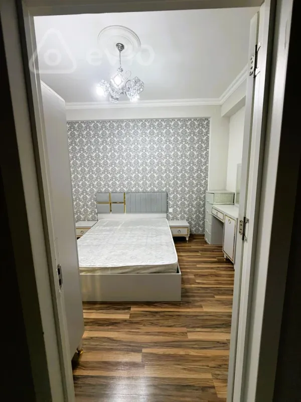 Kirayə verilir 2 otaqlı yeni tikili 50 m²