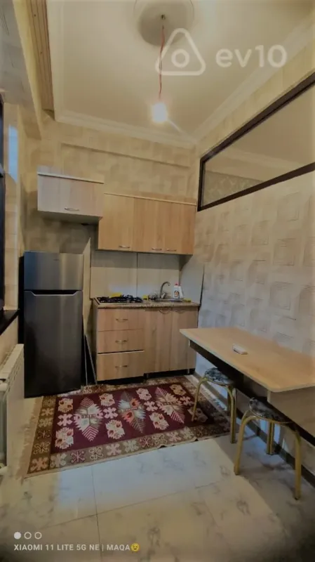 Kirayə verilir 2 otaqlı yeni tikili 50 m²