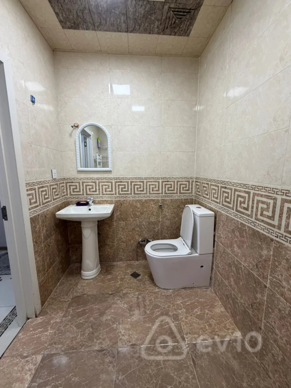 Kirayə verilir 2 otaqlı yeni tikili 50 m²