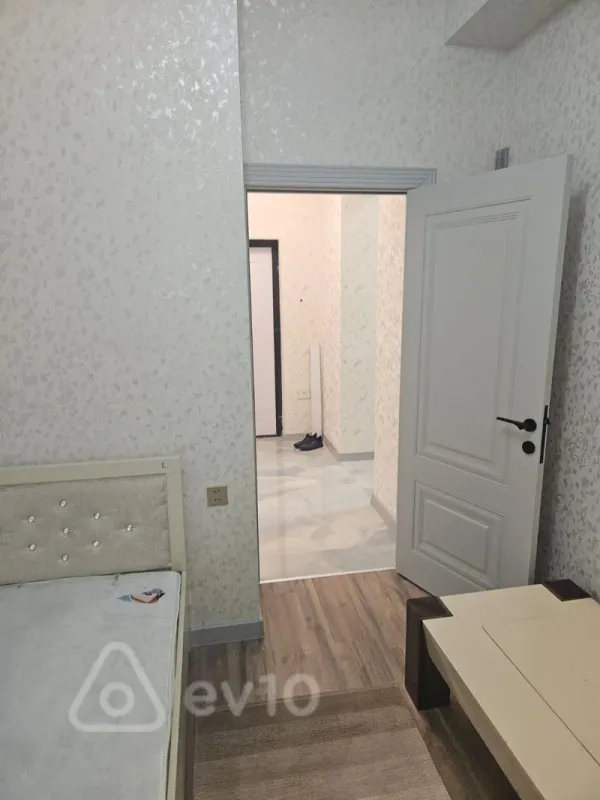 Kirayə verilir 3 otaqlı yeni tikili 70 m²