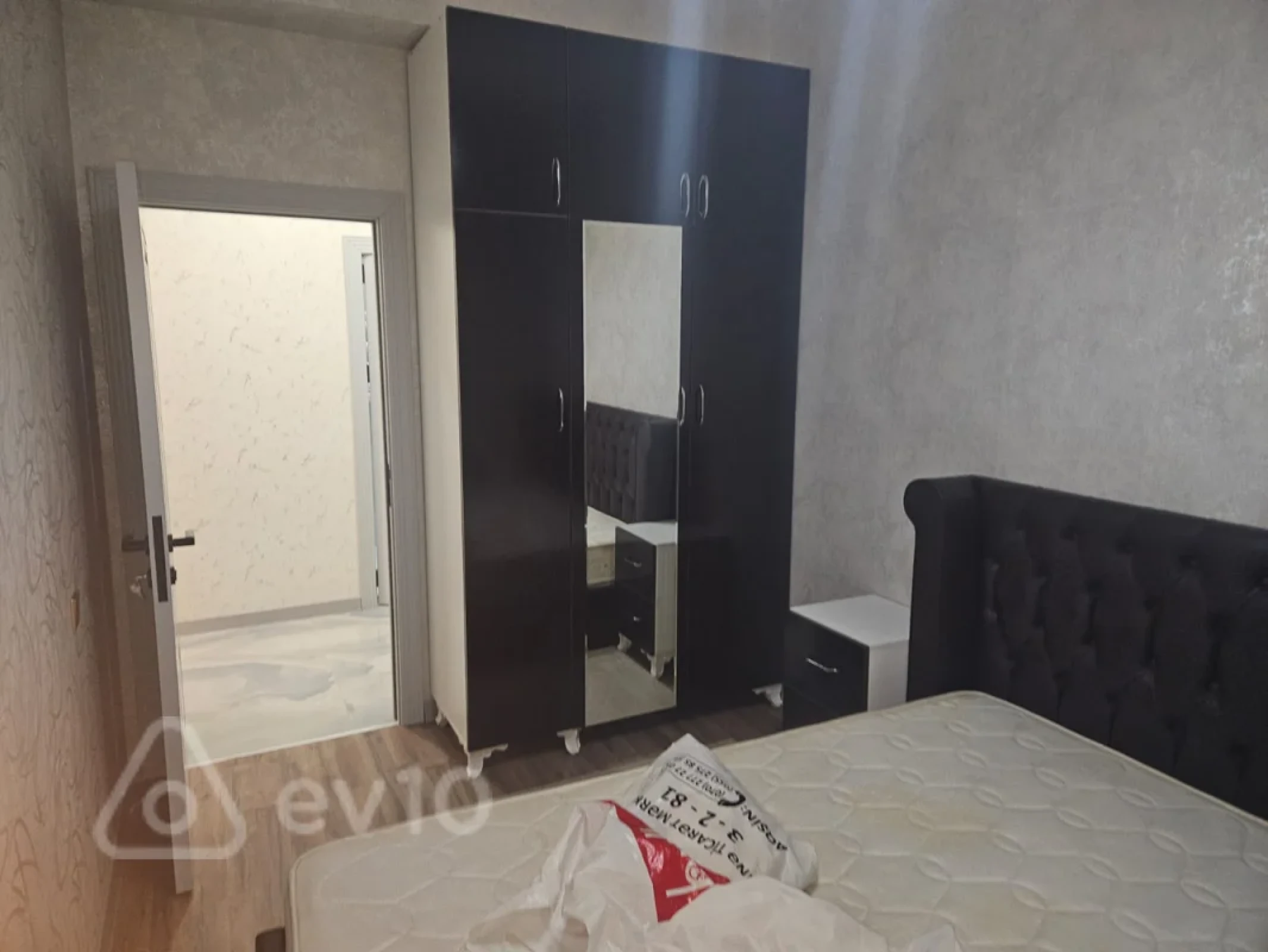 Kirayə verilir 3 otaqlı yeni tikili 70 m²