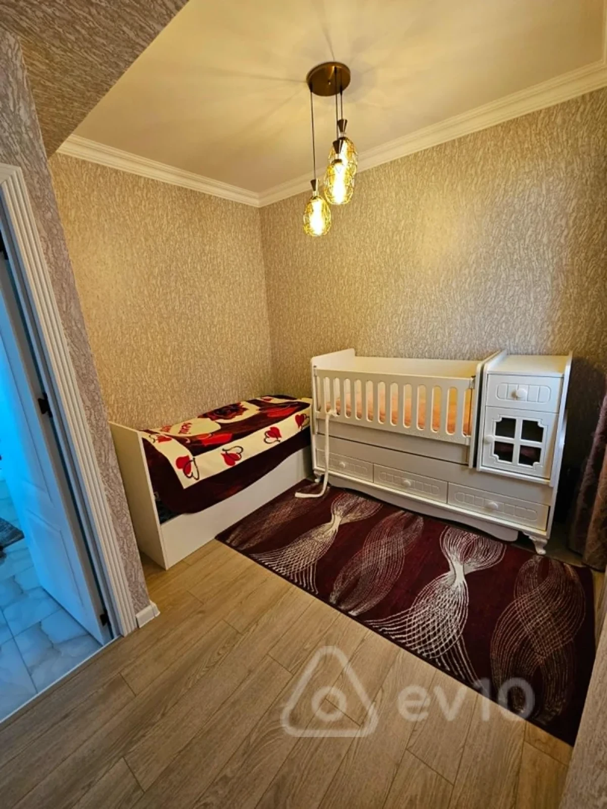 Satılır 3 otaqlı yeni tikili 83 m²