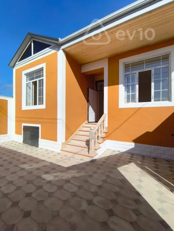 Satılır 4 otaqlı həyət evi 120 m²