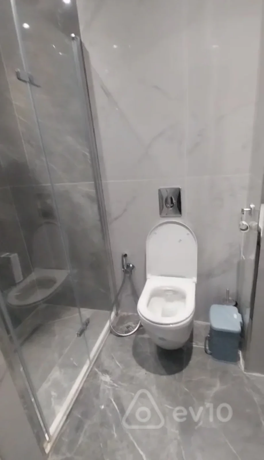 Kirayə verilir 2 otaqlı yeni tikili 55 m²