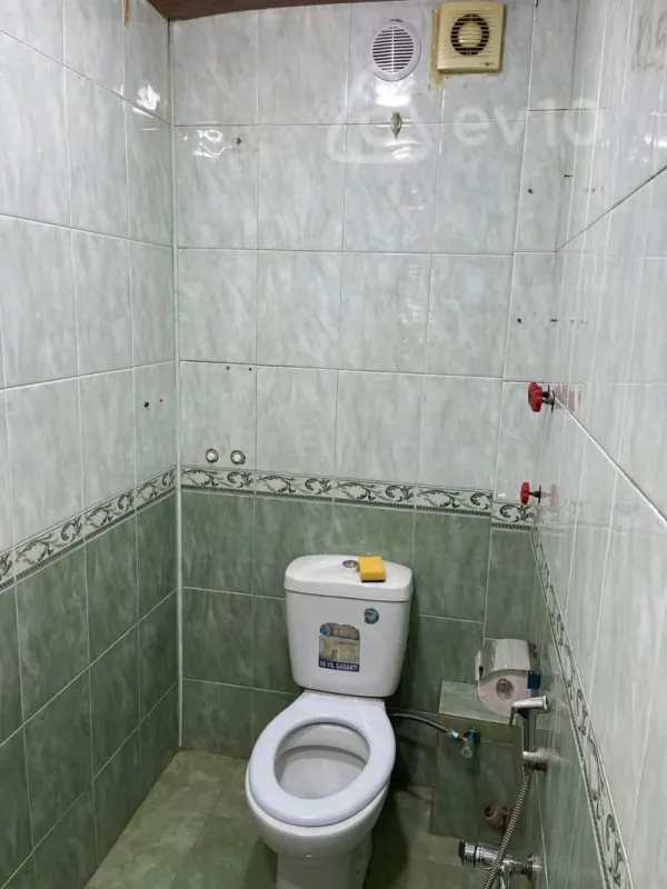 Kirayə verilir 3 otaqlı köhnə tikili 55 m²