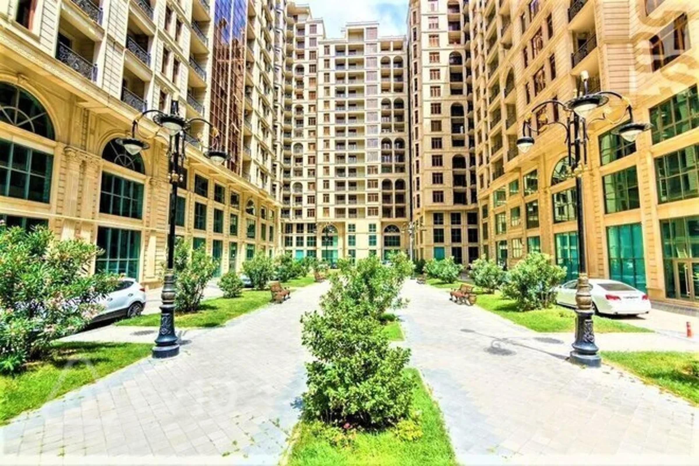 Kirayə verilir 3 otaqlı yeni tikili 140 m²