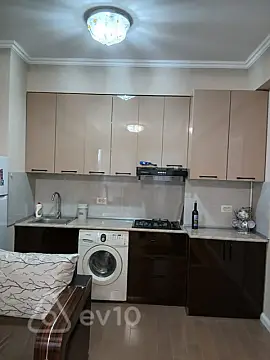 Kirayə verilir 2 otaqlı yeni tikili 50 m²