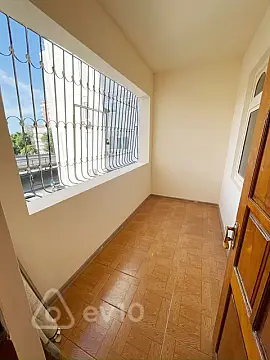 Satılır 2 otaqlı köhnə tikili 60 m²