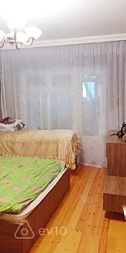 Satılır 2 otaqlı köhnə tikili 60 m²