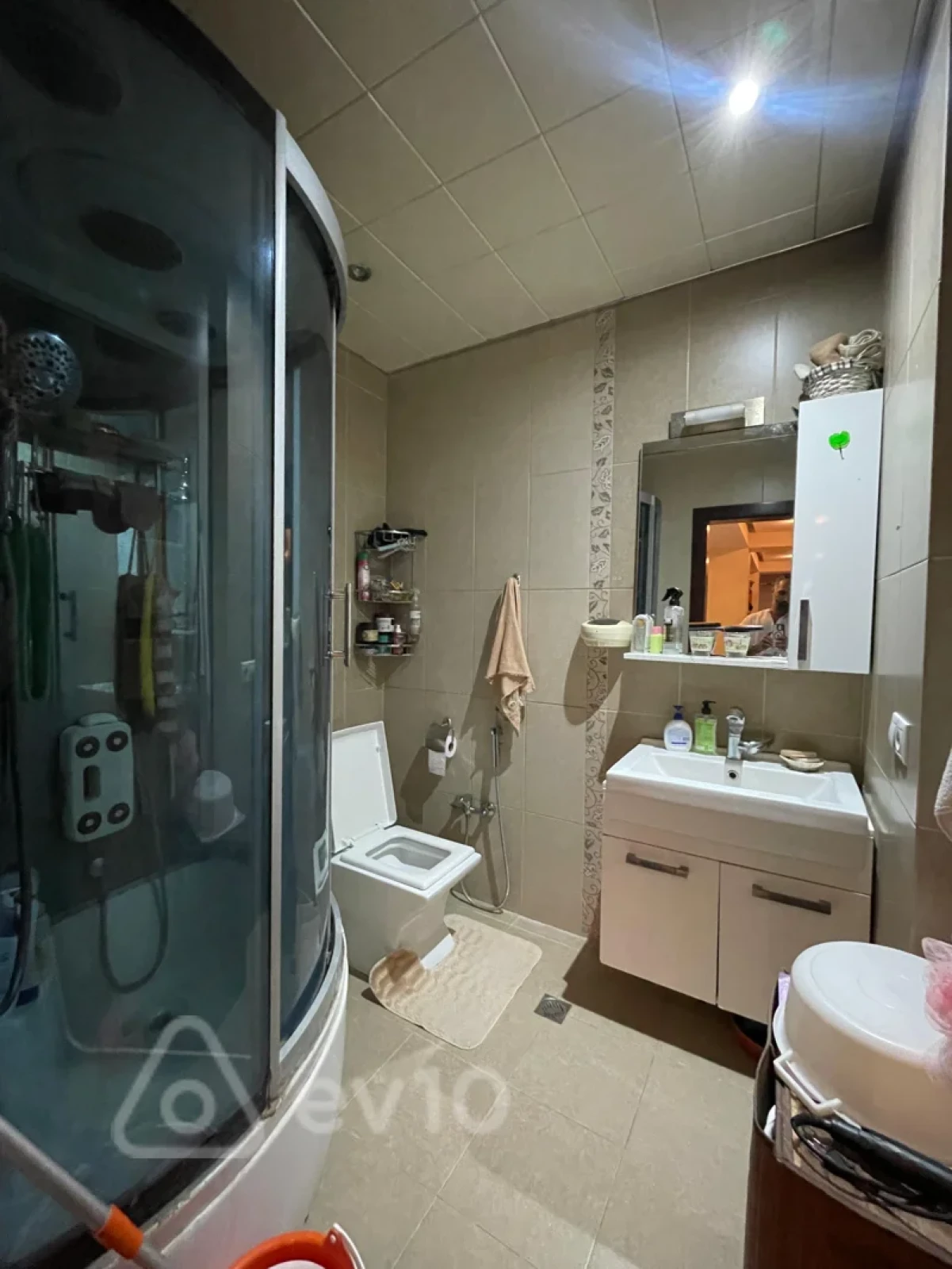 Satılır 3 otaqlı yeni tikili 150 m²