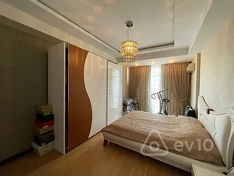 Satılır 3 otaqlı yeni tikili 150 m²