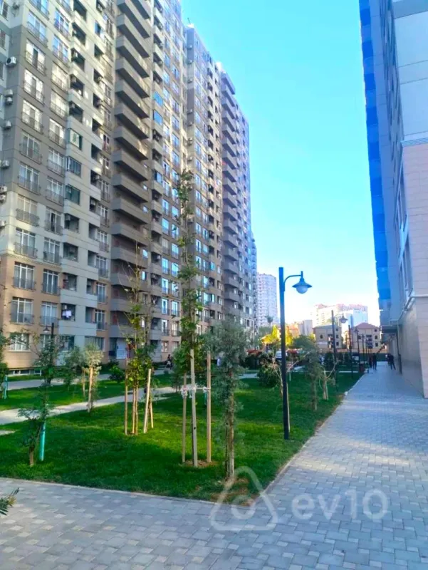 Kirayə verilir 2 otaqlı yeni tikili 50 m²