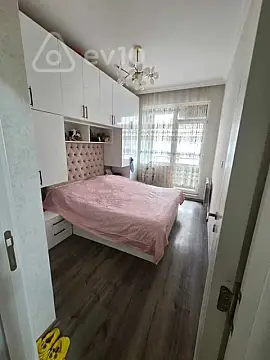 Kirayə verilir 2 otaqlı yeni tikili 50 m²