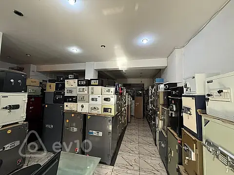 Kirayə verilir mənzil 100 m²