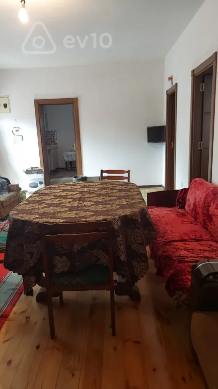 Kirayə verilir 2 otaqlı həyət evi 50 m²