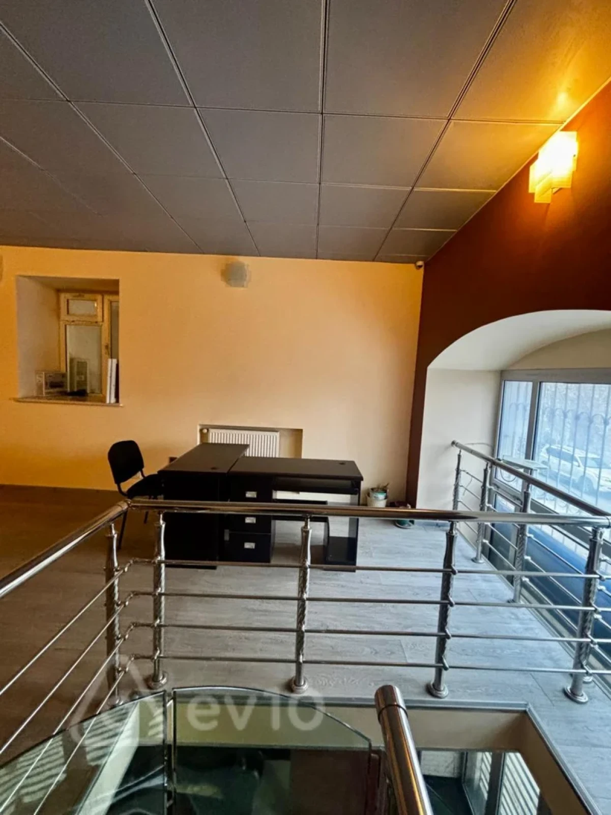 Kirayə verilir 2 otaqlı ofis 100 m²