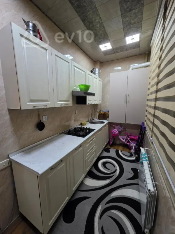 Kirayə verilir 3 otaqlı yeni tikili 103 m²