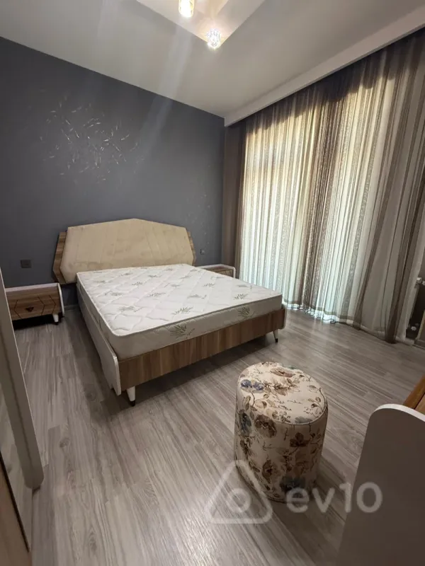 Kirayə verilir 3 otaqlı yeni tikili 107 m²