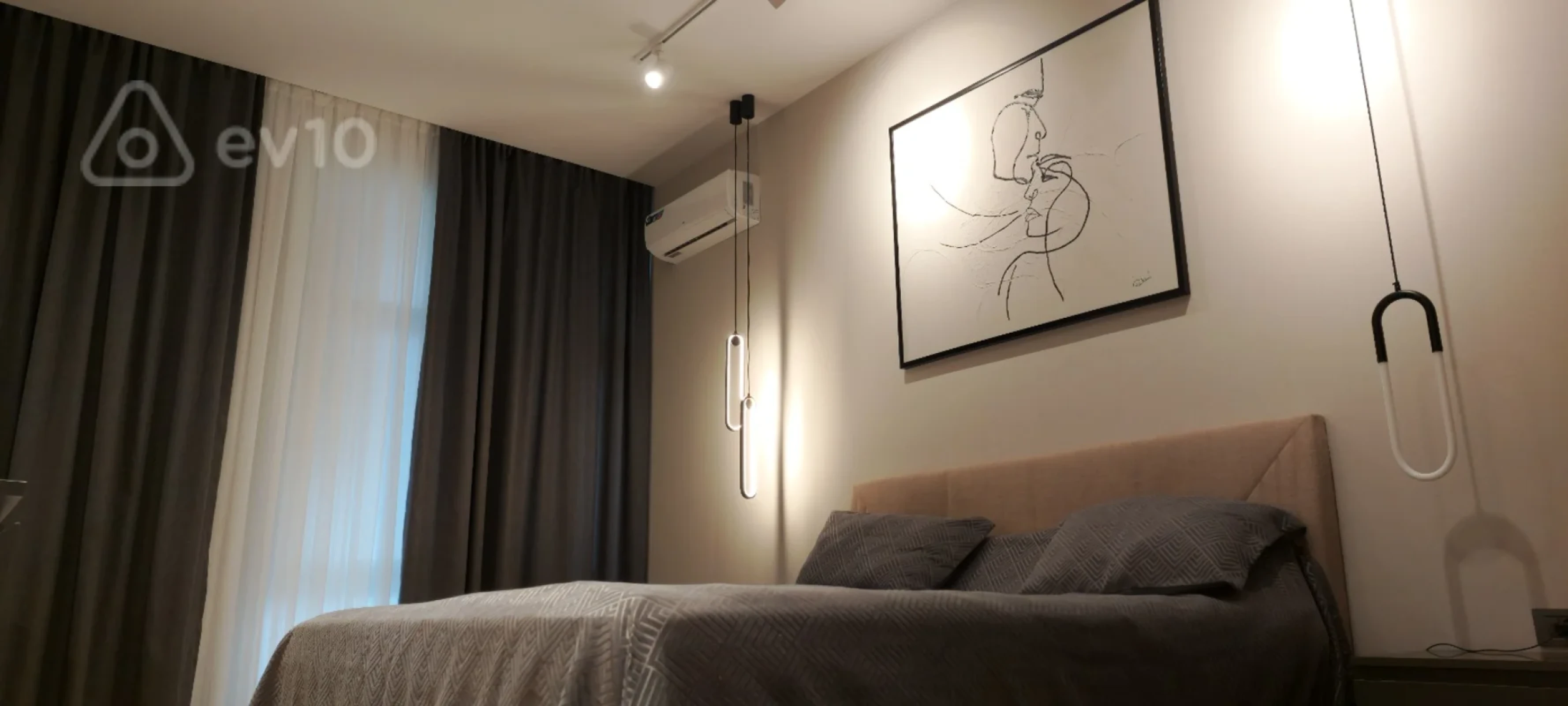 Satılır 3 otaqlı yeni tikili 130 m²