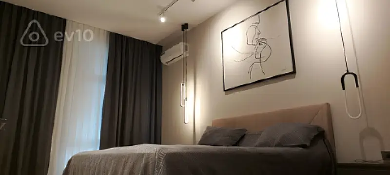 Satılır 3 otaqlı yeni tikili 130 m²