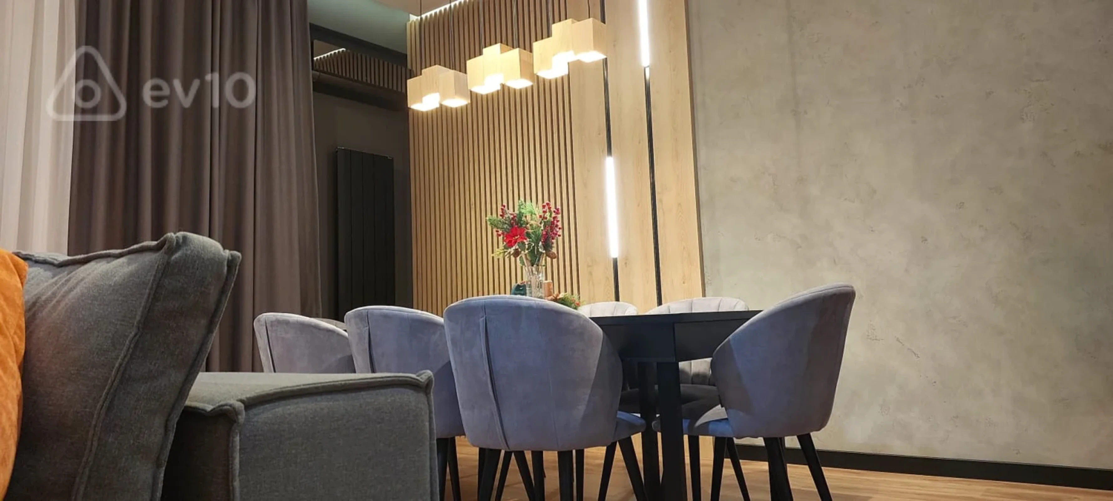 Satılır 3 otaqlı yeni tikili 130 m²