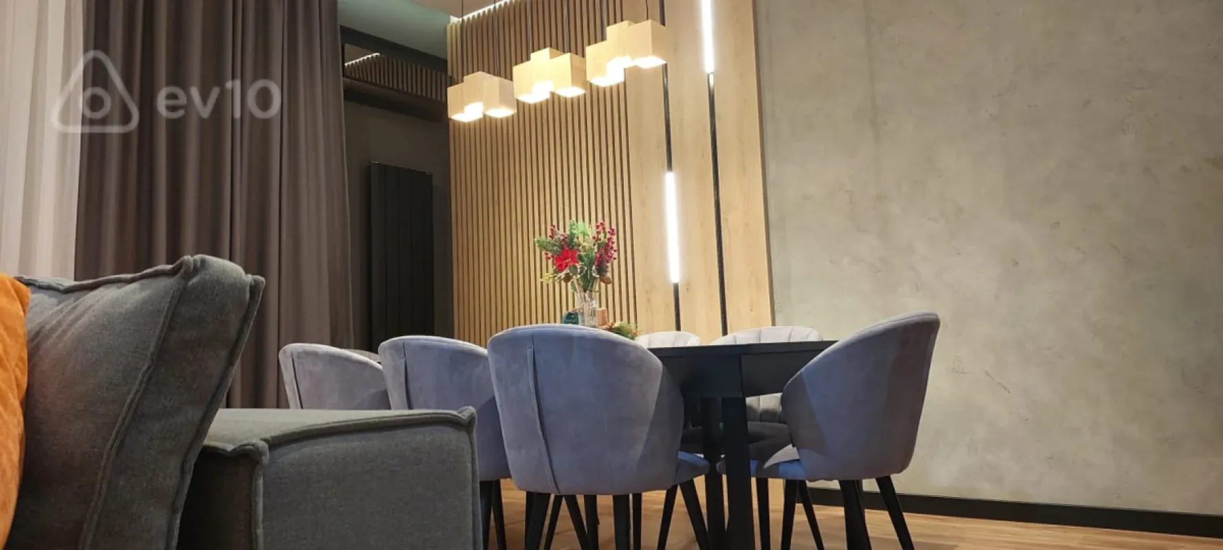 Satılır 3 otaqlı yeni tikili 130 m²