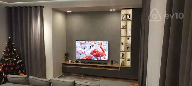 Satılır 3 otaqlı yeni tikili 130 m²