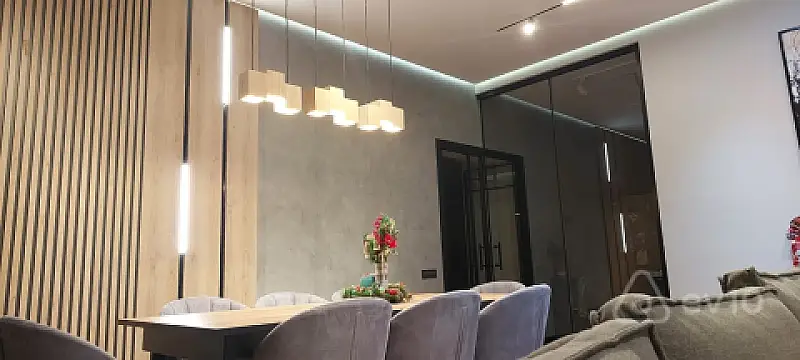 Satılır 3 otaqlı yeni tikili 130 m²