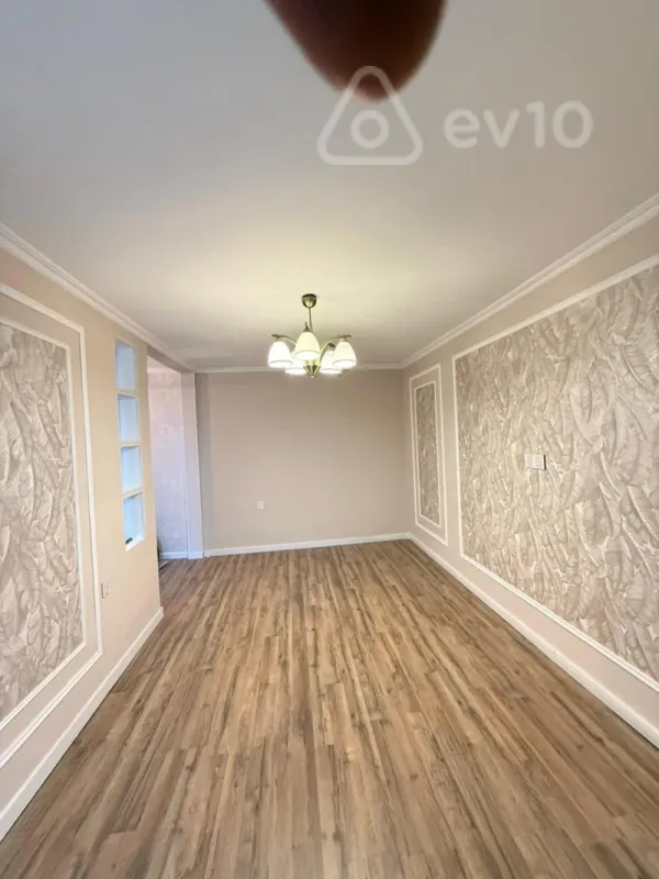 Satılır 2 otaqlı köhnə tikili 46 m²