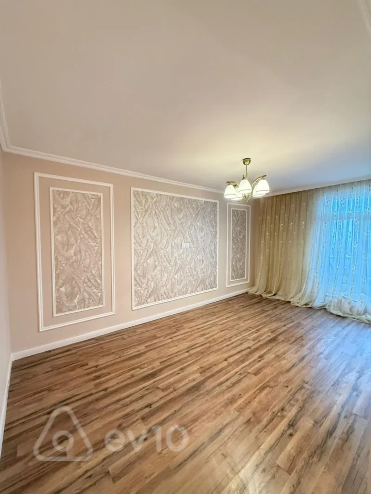 Satılır 2 otaqlı köhnə tikili 46 m²