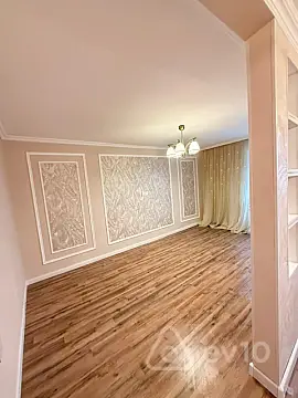 Satılır 2 otaqlı köhnə tikili 46 m²