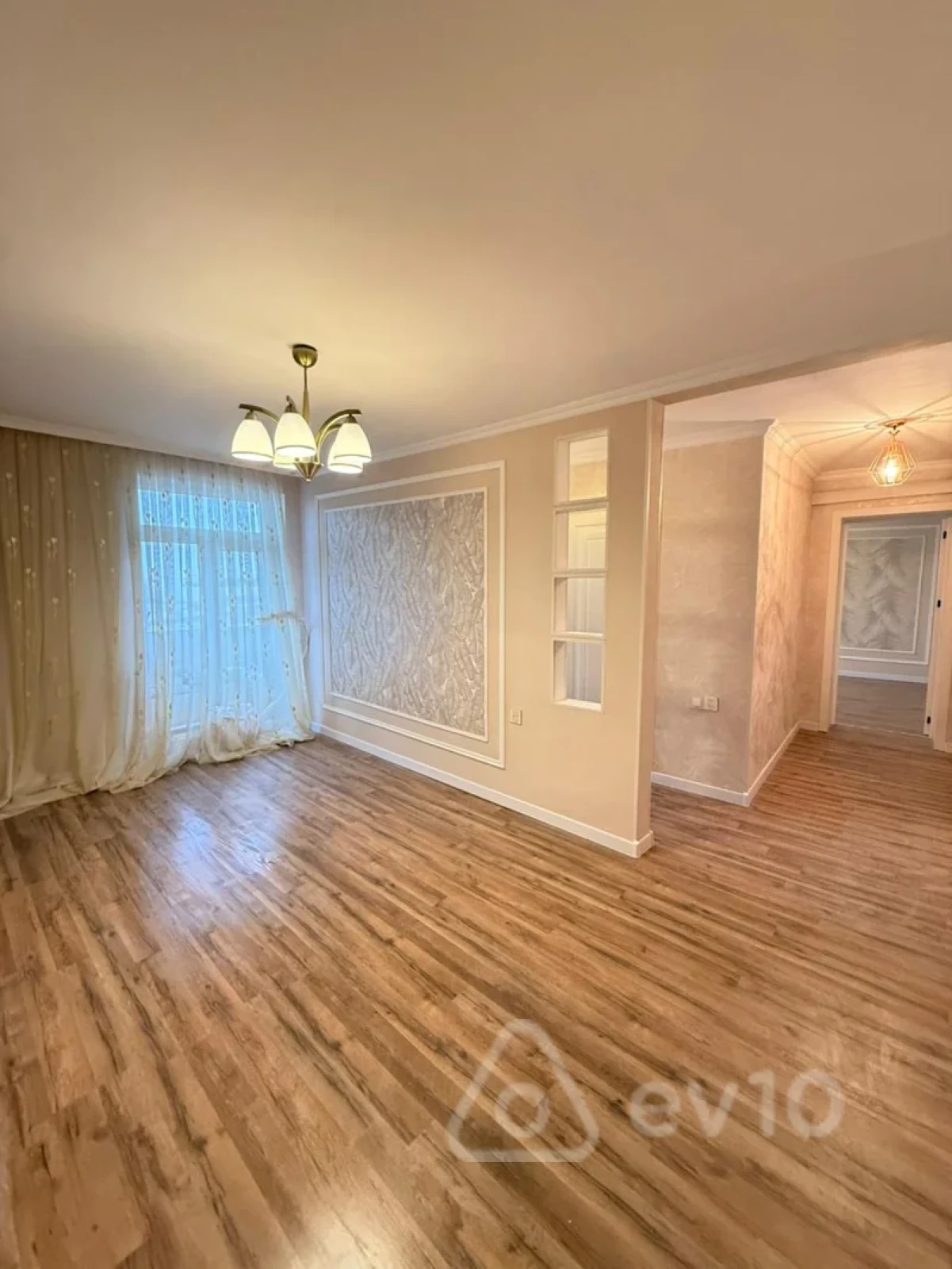 Satılır 2 otaqlı köhnə tikili 46 m²