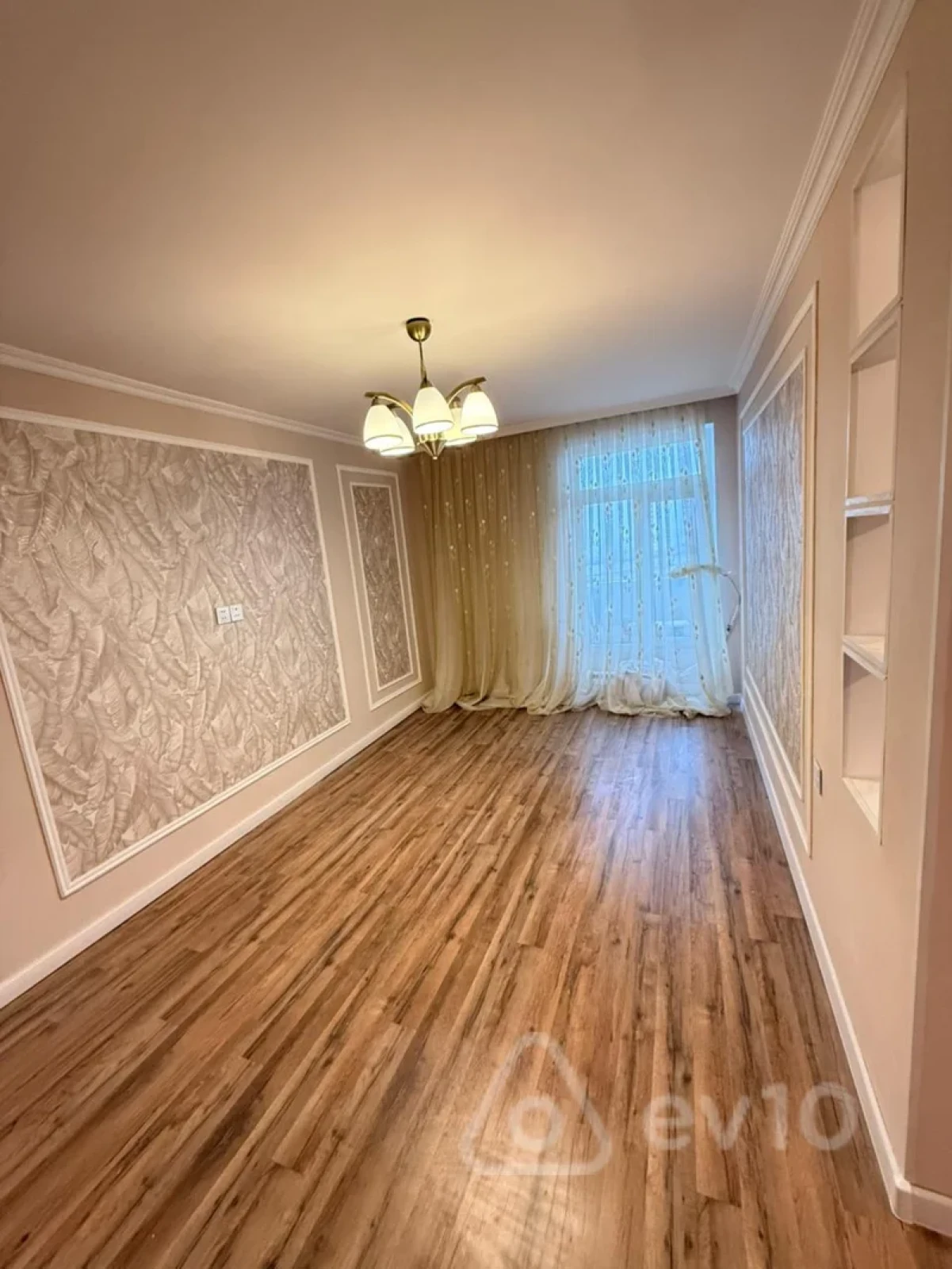 Satılır 2 otaqlı köhnə tikili 46 m²