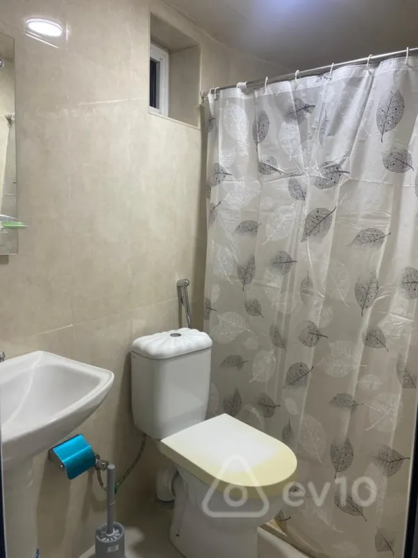 Kirayə verilir 2 otaqlı həyət evi 35 m²