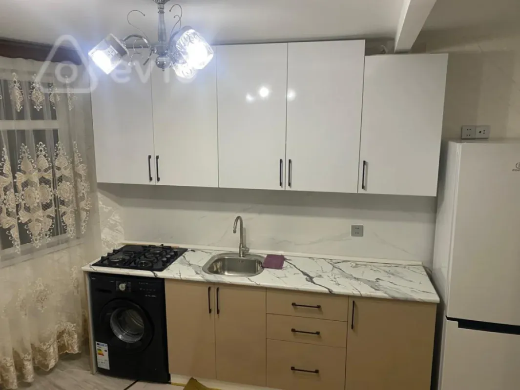 Kirayə verilir 2 otaqlı həyət evi 35 m²