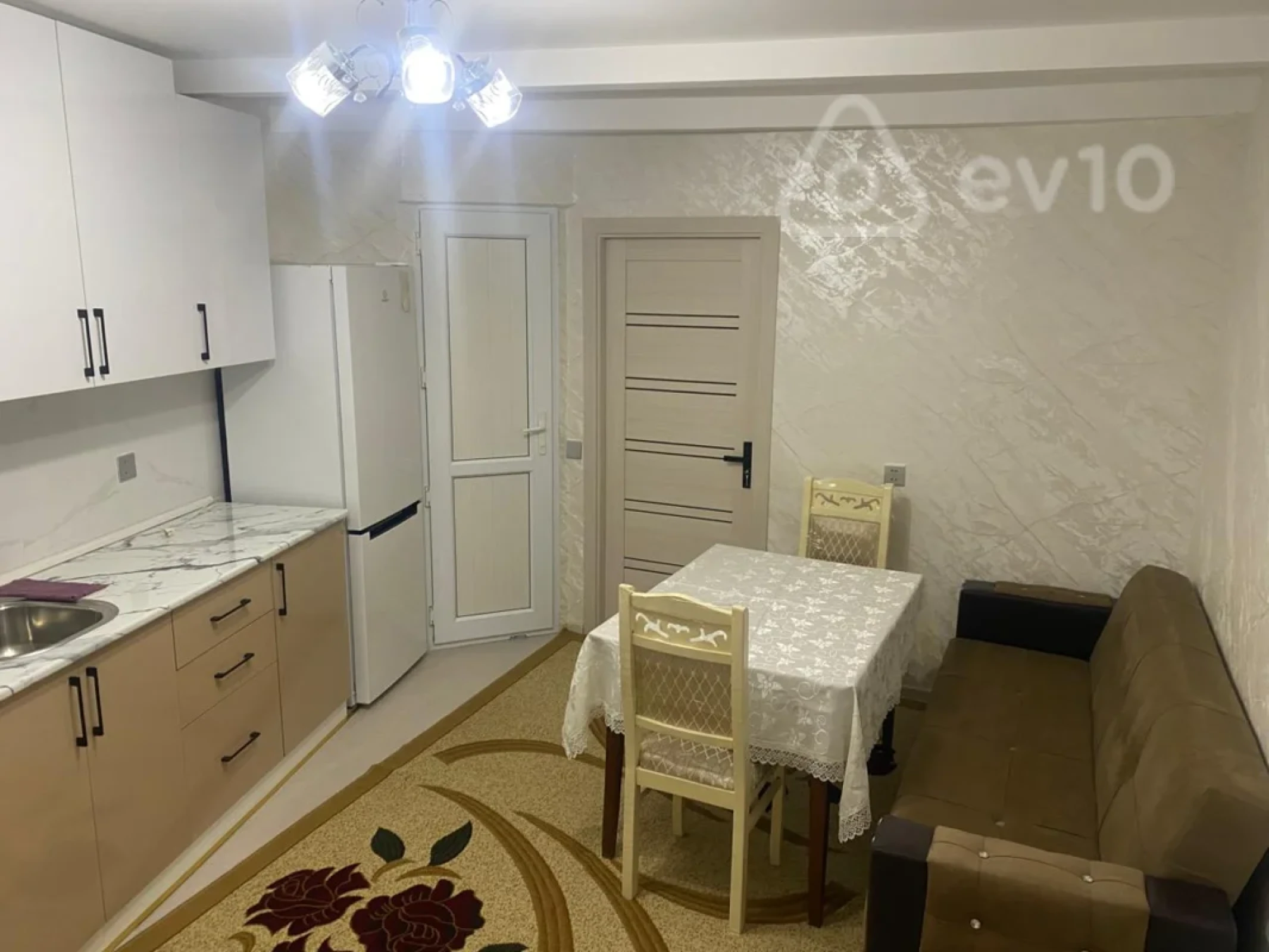Kirayə verilir 2 otaqlı həyət evi 35 m²