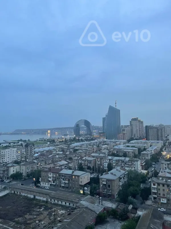 Kirayə verilir 3 otaqlı yeni tikili 120 m²