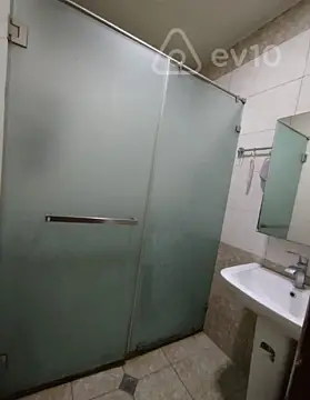 Kirayə verilir 3 otaqlı köhnə tikili 70 m²