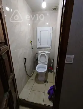 Kirayə verilir 3 otaqlı köhnə tikili 70 m²